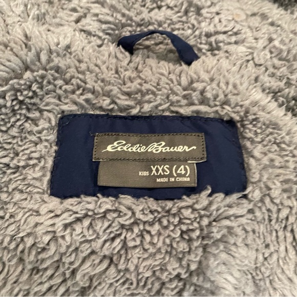 Eddie Bauer Boy’s Classic Down Jacket - XXS (4) - Picture 5 of 7